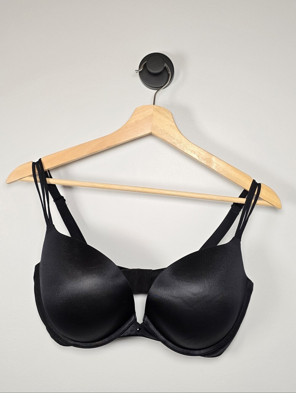 Victoria's Secret Black Padded Underwire Bra with Triple Straps